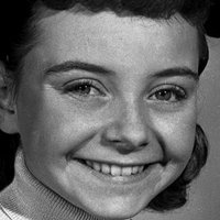Doreen Tracy Naken