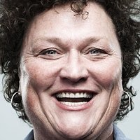 Dot Jones Naken