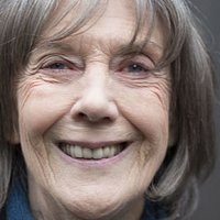 Eileen Atkins Naken