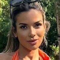 Ekin-Su Cuelcueloglu Naken