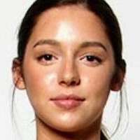 Elena Safavi Naken