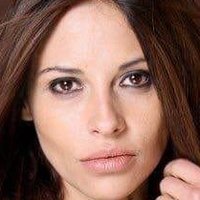 Elizabeth Cervantes Naken