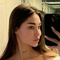 Elizabeth Definy Naken