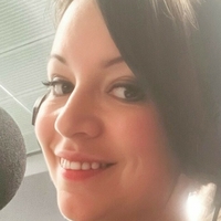 Elizabeth Rizzini Naken