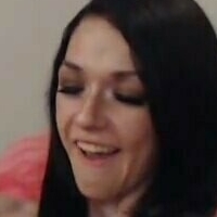 elizabethjamez Naken
