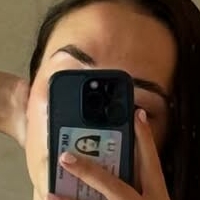 Ella Mills Naken