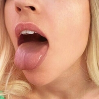 Ella Petite Naken