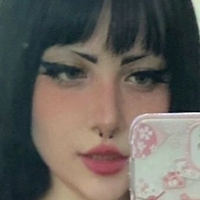 elliechii Naken