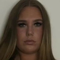 ellierobsxx Naken