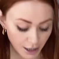 Elzthewitch Naken