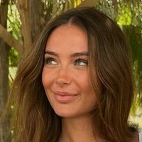 Emma Coleman Naken