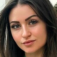 Emma Frazier Naken