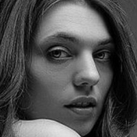 Emma Starmore Smith Naken