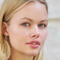 Emma Stern Naken