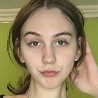 emmauzi Naken