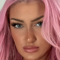 Emmybre Naken
