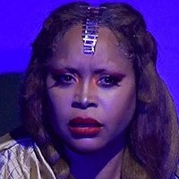 Erykah Badu Naken