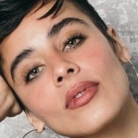 Esmeralda Pimentel Naken