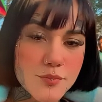 Evelyn Mirelly Naken