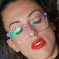 Evelyn Perez Naken
