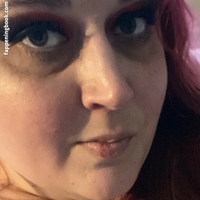 fatgrrrlfiona Naken