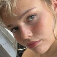 Faye Montana Naken