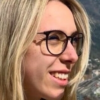 Felikah Naken