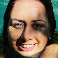 Francieli Naken