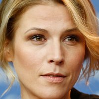 Franziska Weisz Naken