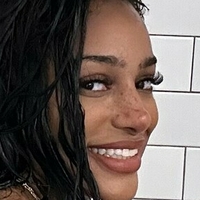 Freckles Naken