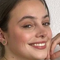 Garlyn DaSilva Naken