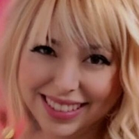 Genesis Gómez Naken