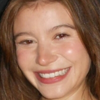 Genevieve Hannelius Naken