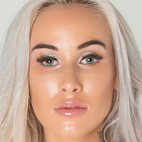 Gergye Krisztina Naken
