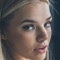 Grace Funk Naken