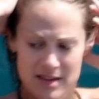 Hannah Bagshawe Naken