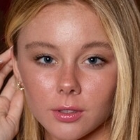 Hannah Kenerly Naken