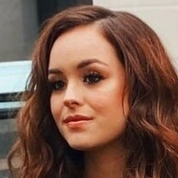 Hayley Orrantia Naken