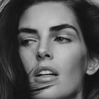 Hilary Rhoda Naken