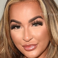 Holly Burns Naken