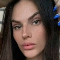 Idealova Naken