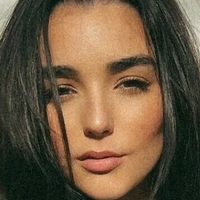 Indiana Massara Naken