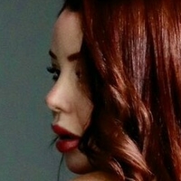 Isis Ruiva Naken