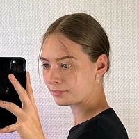 JadwigLvgne Naken