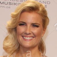 Jennifer Knaeble Naken