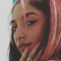 Jennu1ne Naken