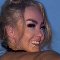 Jessie Holt Naken