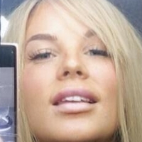 jiggly_jugs_xx Naken