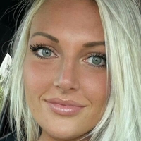 Jill Khlo Naken