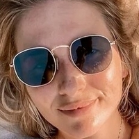 Jolien Orye Naken